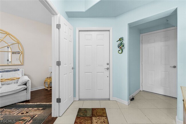 Building Photo - 2620 Somerville Loop