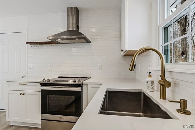 Building Photo - 57 Beechwood Rd