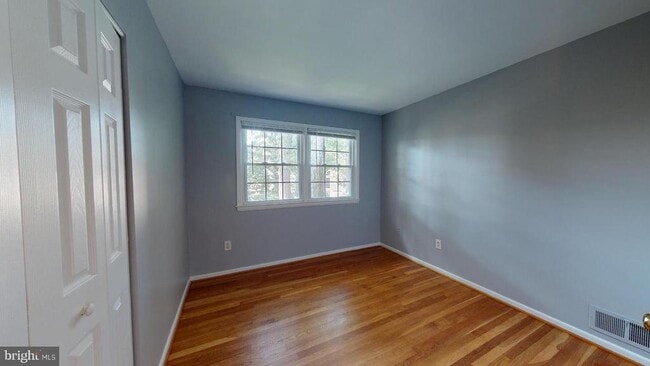 Building Photo - 2527 Bull Run Ct