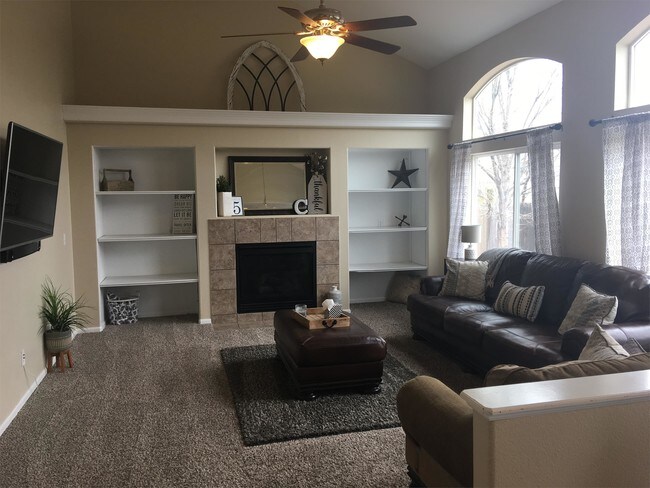 Building Photo - 8781 Royal Melbourne Cir