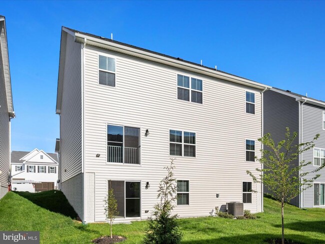 Building Photo - 115 Manasquan Wy