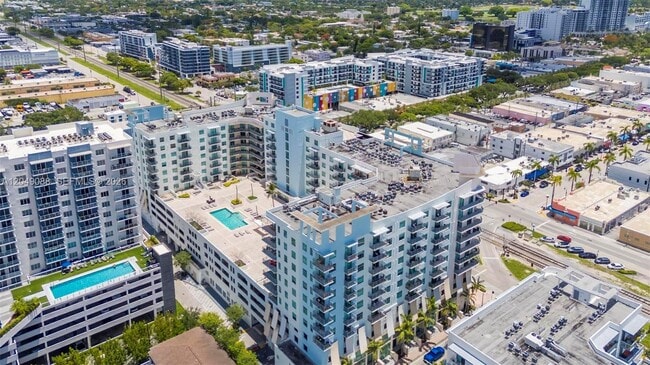 Building Photo - 140 S Dixie Hwy