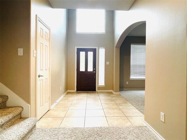 Building Photo - 13710 Clear Trail Ln