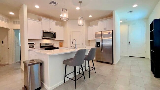 Building Photo - New Star Valley Home (3 Bed/2 Bath)