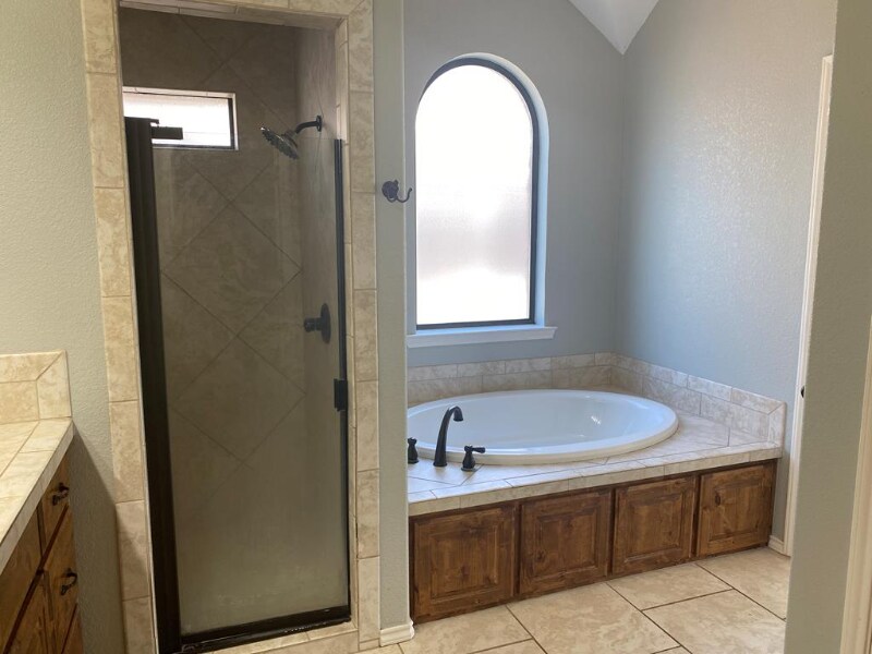 Building Photo - 4905 Woodhollow Dr
