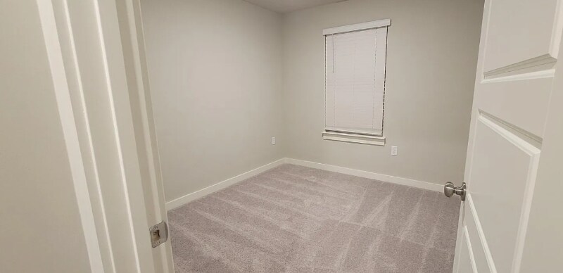 Building Photo - 1778 Frodo Wy