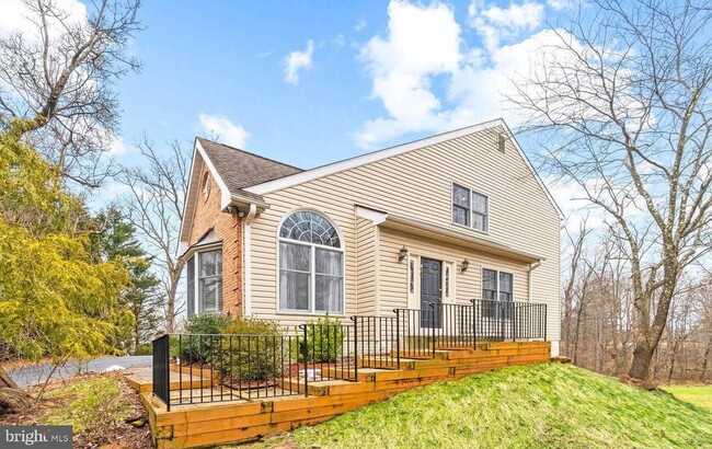 Building Photo - 12925 Wheatland Rd