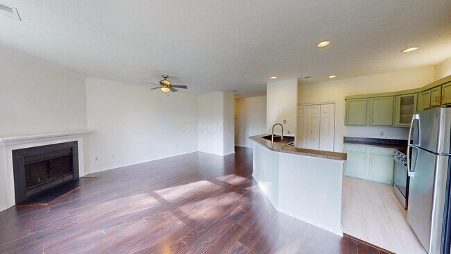 Building Photo - 3398 Fishinger Mill Dr