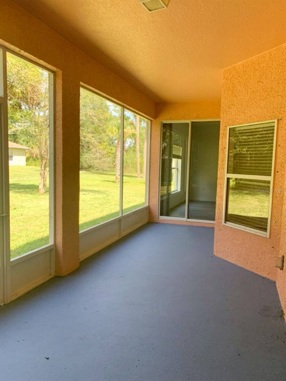Building Photo - 9 Royal Palm Ln