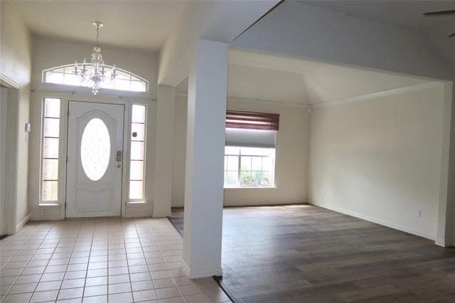 Building Photo - 2816 Kings Gate Dr