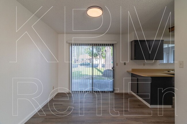 Building Photo - 8413 Neubourg Dr