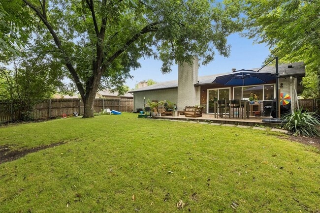 Building Photo - 3818 Ruidosa Ave