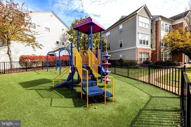 Building Photo - 6623 Patent Parish Ln