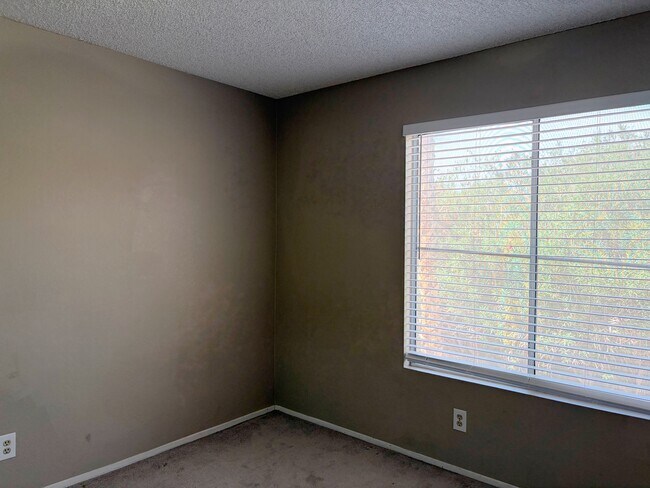 Building Photo - 2713 Brienza Way