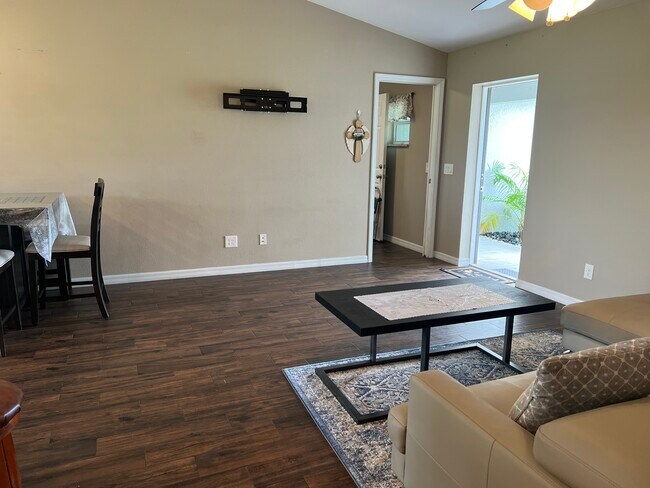 Building Photo - 1206 Venus Loop