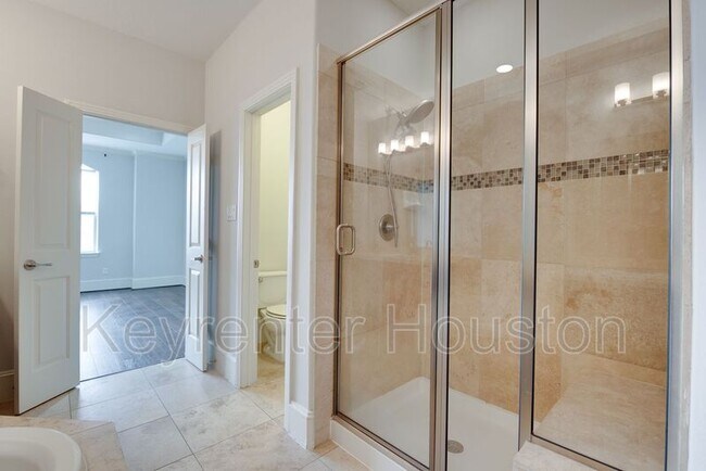 Building Photo - 4203 Feagan St