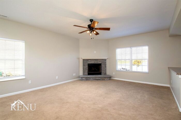 Building Photo - 8840 Ingram Ln