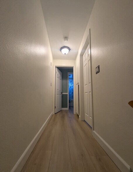 Building Photo - 3259 Bramson Pl