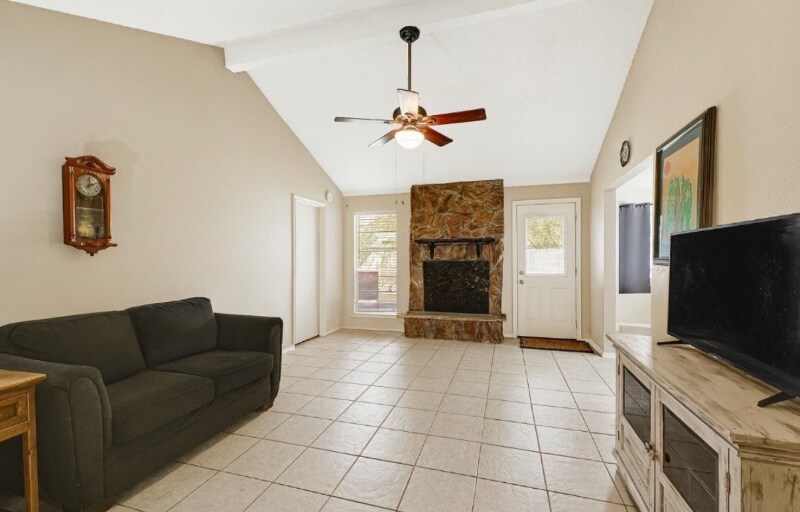 Building Photo - 19330 Evening Glen Dr