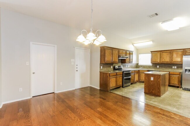 Building Photo - 1009 Crooked Creek Ct