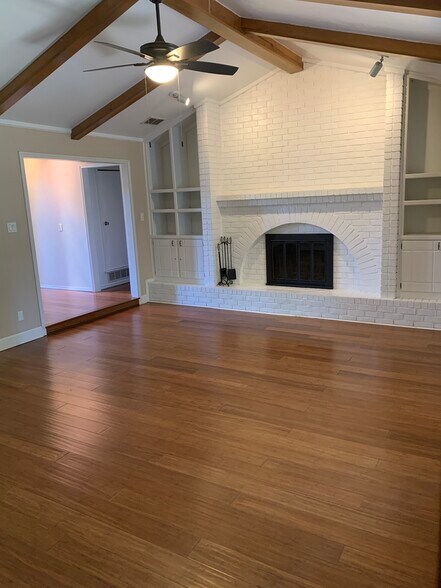 Building Photo - 5207 90th St
