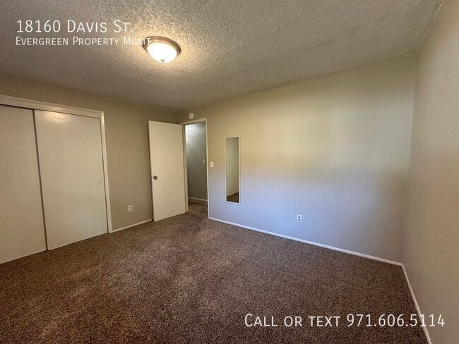 Building Photo - 18160 Davis St