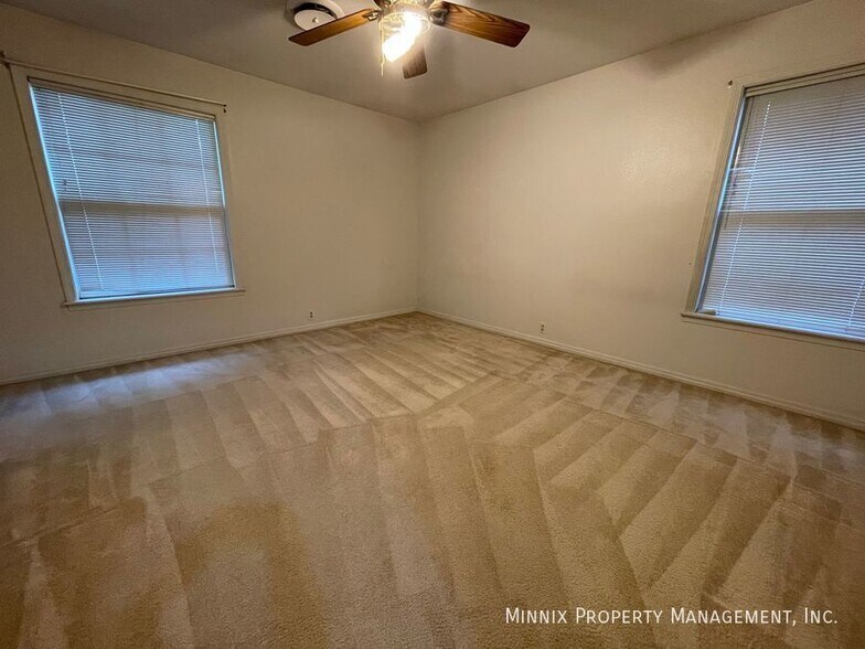 Building Photo - 6712 Gainsborough Rd