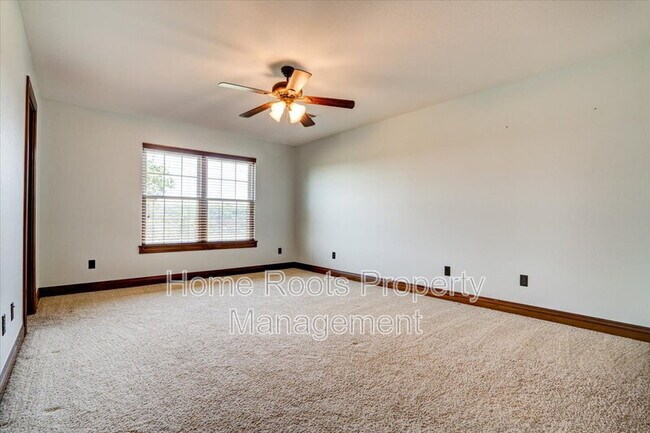 Building Photo - 7135 Sunset Ridge Cir