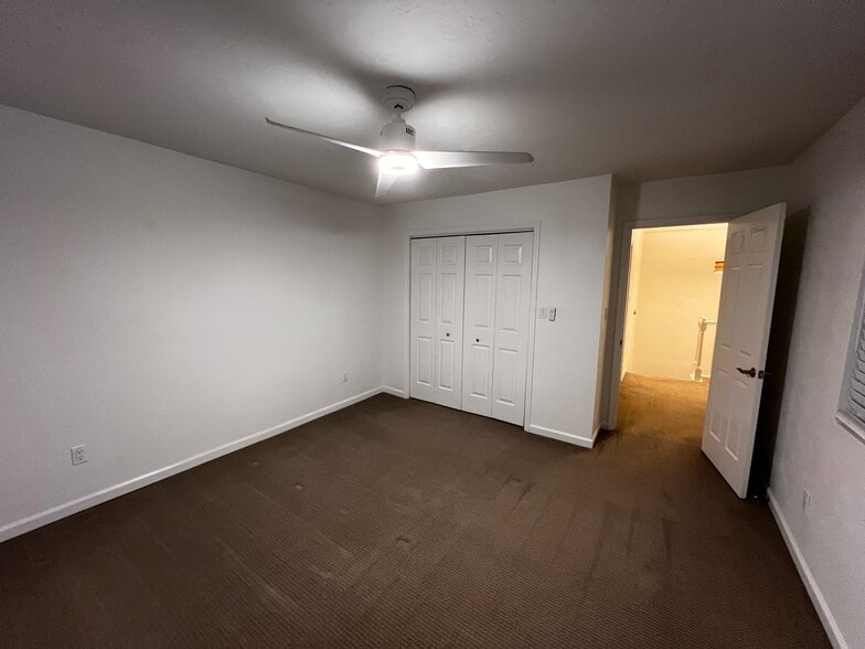 Building Photo - 3219 Thomasville Rd