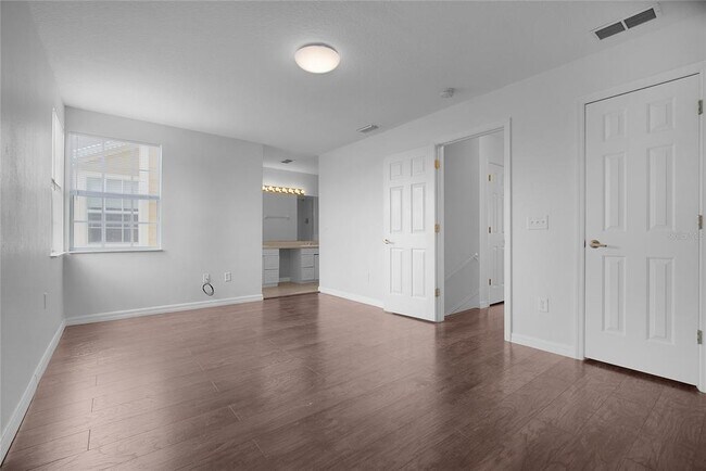 Building Photo - 125 Australian Way