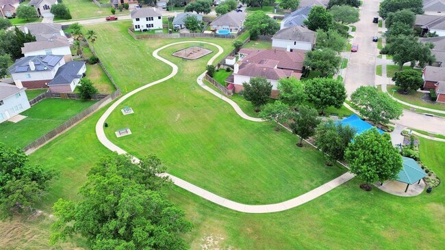 Building Photo - 3211 Crestbridge Ln