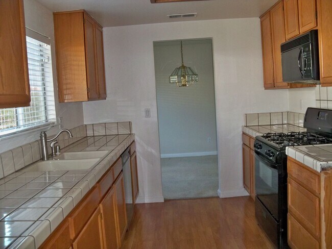 Building Photo - 501 Ramsey Dr