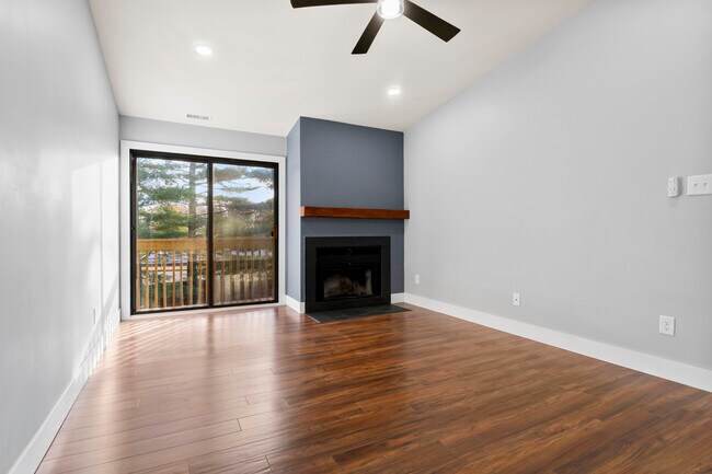 Building Photo - 118 Ashton Ct