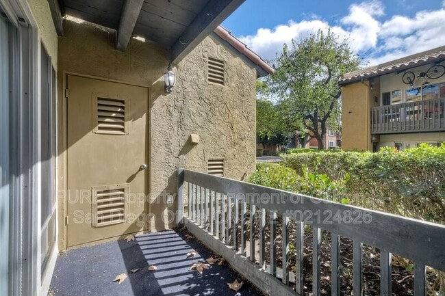 Building Photo - 17181 W Bernardo Dr