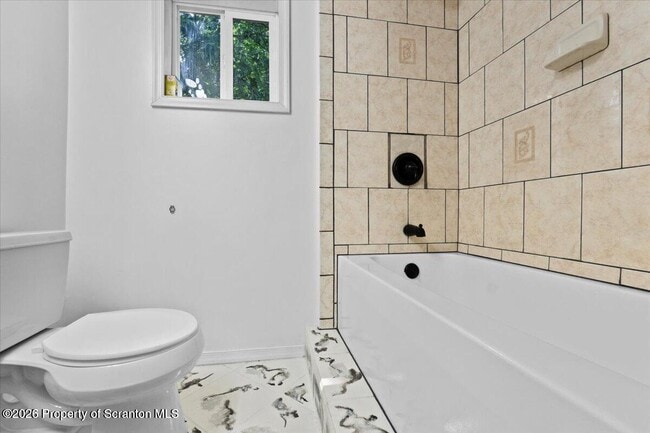 Building Photo - 416 Electric St