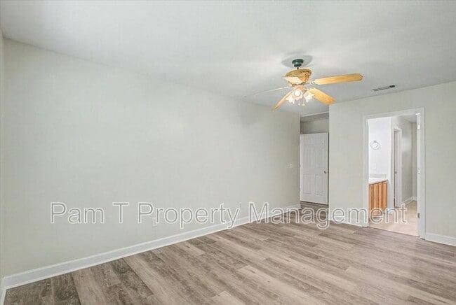 Building Photo - 2305 Spivey Ave