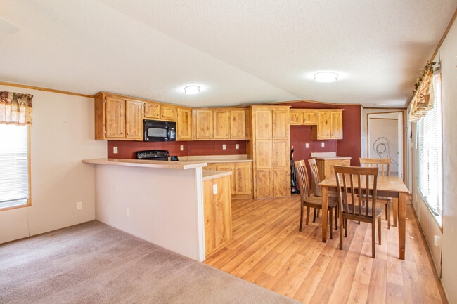 Building Photo - 2311 F M 1294