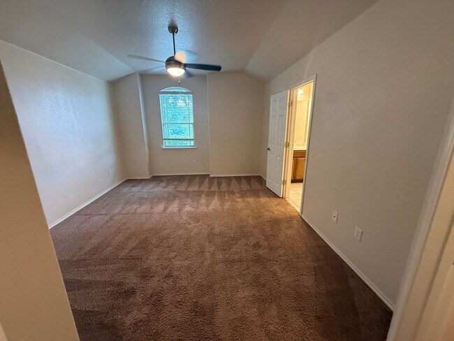 Building Photo - 3-Bedroom Home Near Downtown San Antonio | Pets Considered + Section 8 Welcome