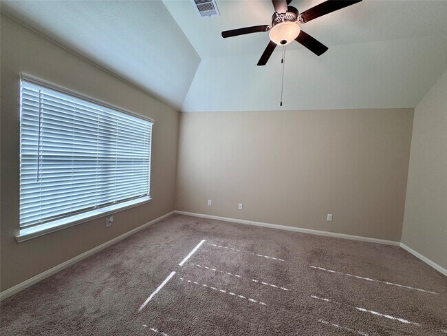 Building Photo - 21323 Echo Manor Dr