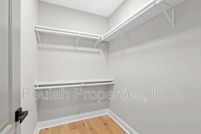 Building Photo - 1200 Allen Ave