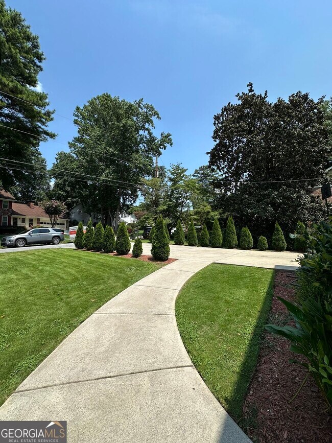 Building Photo - 3896 Northlake Creek Dr