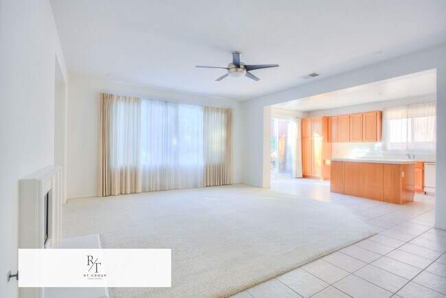 Building Photo - 3879 Bella Villagio Ave