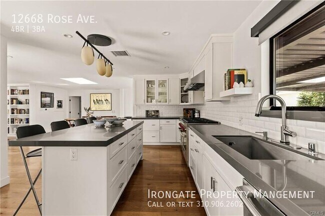 Building Photo - 12668 Rose Ave