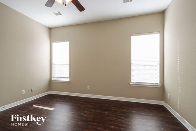 Building Photo - 21630 Hansom Dr
