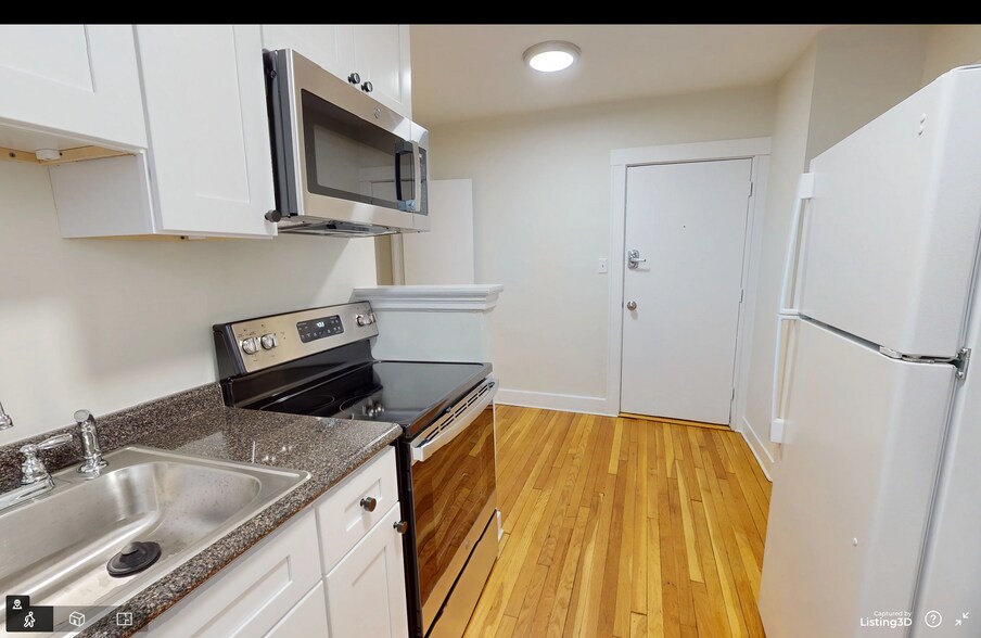 Building Photo - 400 Highland Ave