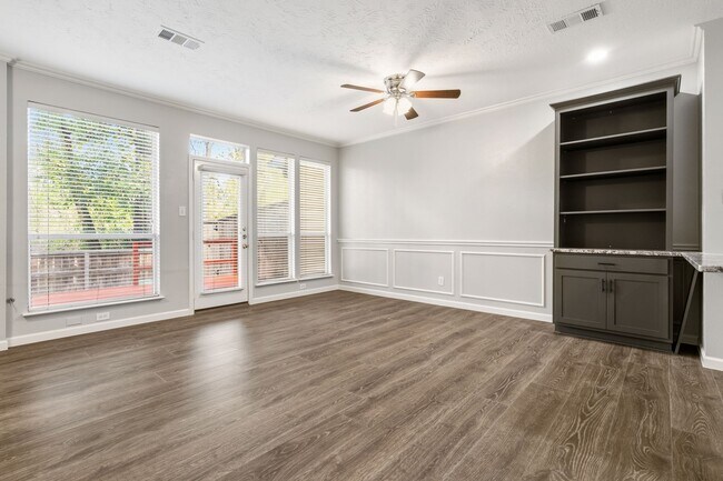 Building Photo - 59 N Avonlea Cir