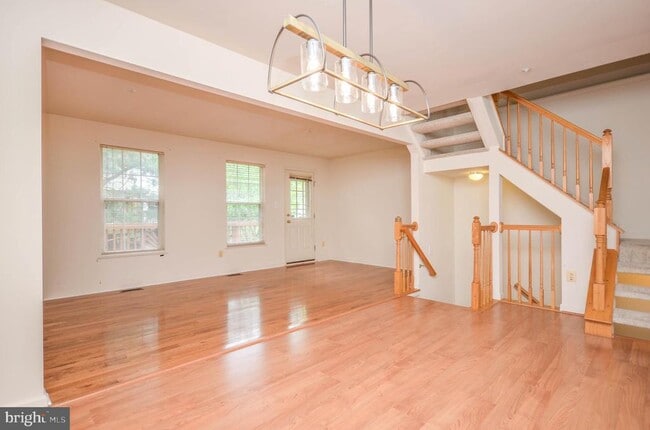 Building Photo - 3003 Gatehouse Ct