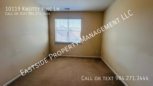 Building Photo - 10119 Knotty Pine Ln