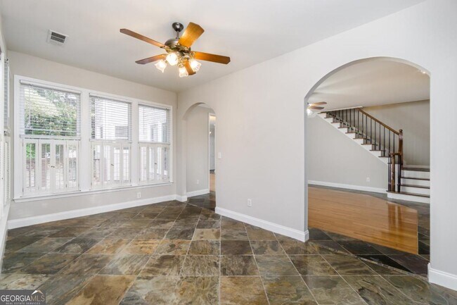 Building Photo - 6710 Timber Cove Pointe