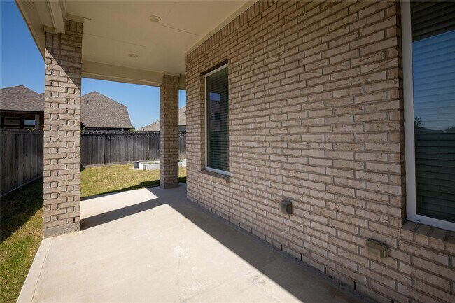 Building Photo - 15219 Armadillo Lookout Trail